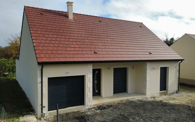 VARSOVIE, 76m²
