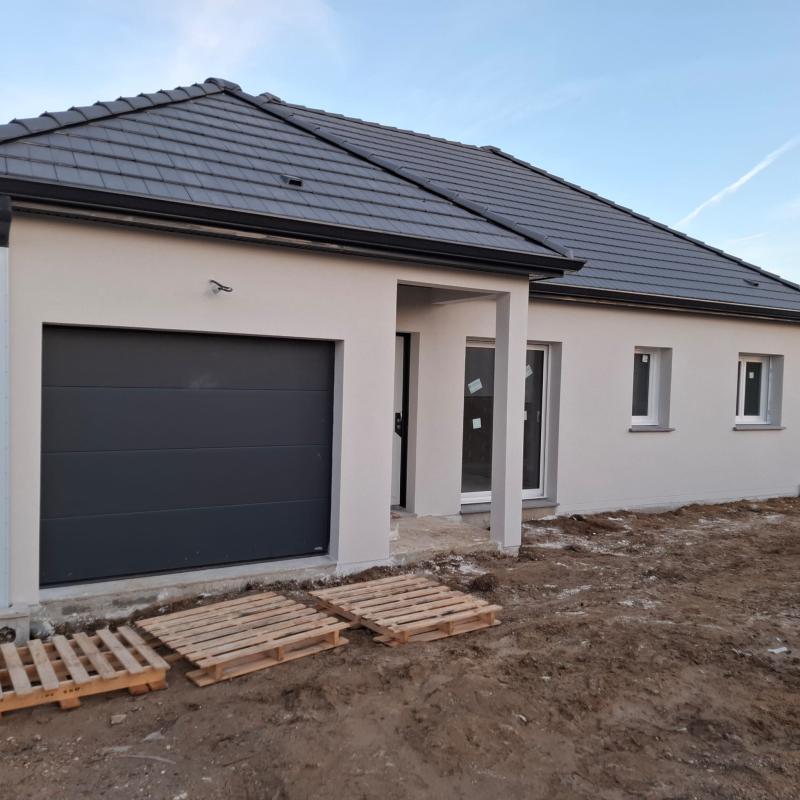 MAISON CLE EN MAIN, 90m² MAISON CLE EN MAIN, 90m²